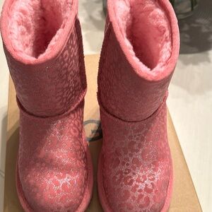 Pink leopard uggs